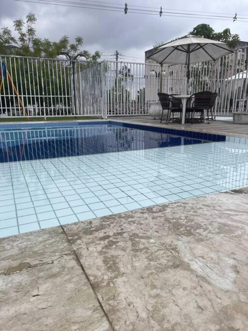 Apartamento 2 Quartos Aconchegante เฟย์รา เด ซานตานา ภายนอก รูปภาพ